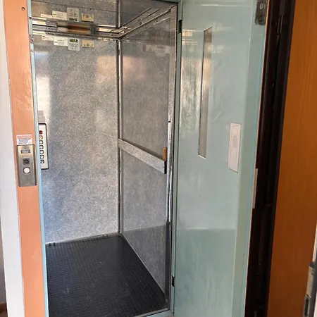 Nuvola Bianca 2 アパート